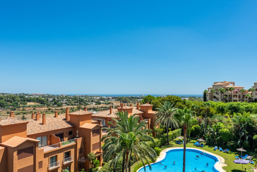 Single-Level Luxury Penthouse with Unrivalled Panoramic Sea and Coastline Views