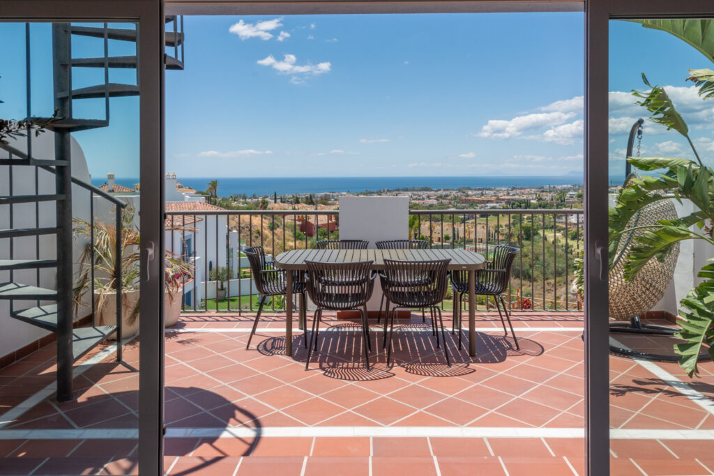 Luxury 3-Bedroom Penthouse at Paraiso Pueblo