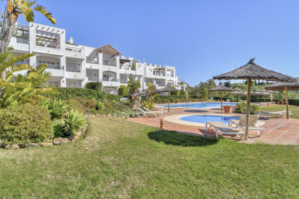 Magnificent Apartment in Los Arqueros – Benahavis